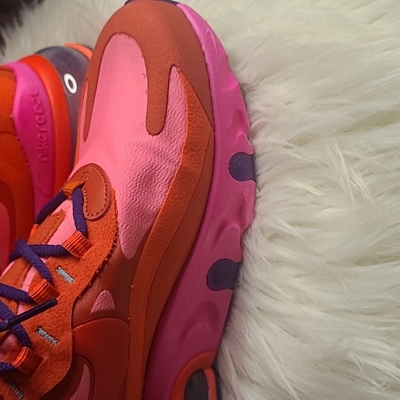 Nike Pink and Orange Sneakers Lightweight Performance - Picture 7 of 16